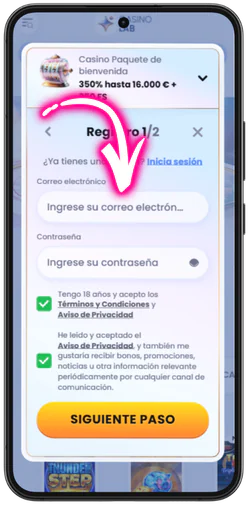 Formulario de alta abierto en el móvil con los campos de datos personales a medio rellenar.